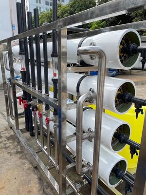 Хорошая цена Siemens S7 Industrial RO System PLC Электрическое управление 5-ступенчатой очисткой воды онлайн