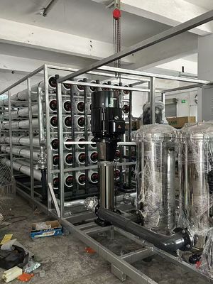 Хорошая цена 500-10000 ppm Питьевая вода Соленая вода Соленая вода Система обратного осмоса для промышленности онлайн